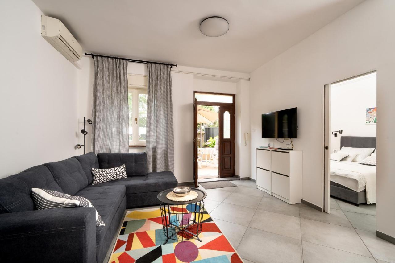 Amalis Apartment Rijeka Exterior photo