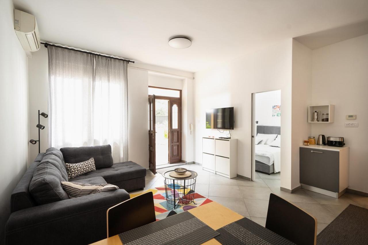 Amalis Apartment Rijeka Exterior photo